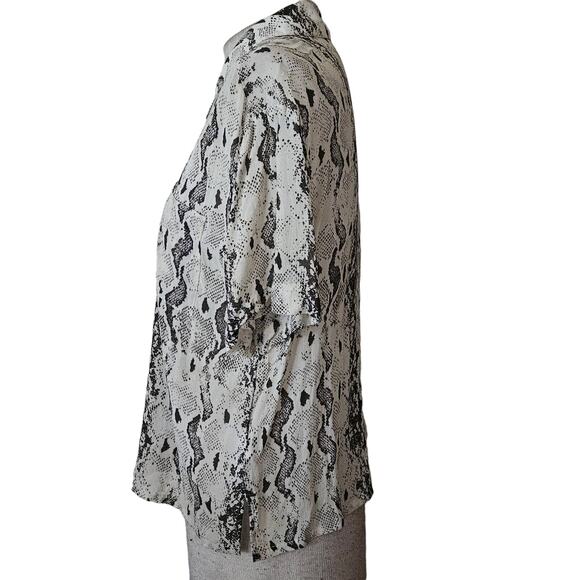 Stockholm Atelier Animal Print Short Sleeve Blouse Size 2 - Picture 5 of 5